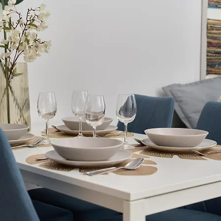 Luxurious With Balcony & Parking Gwiazdzista By Renters ורוצלב